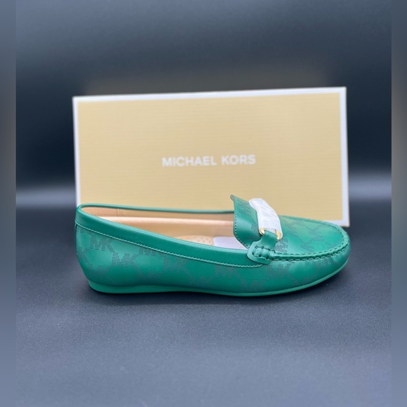 Michael Kors Camila Logo Moccasin Perforated Moccasin Jewel Green Women SZ 8 - Picture 9 of 9